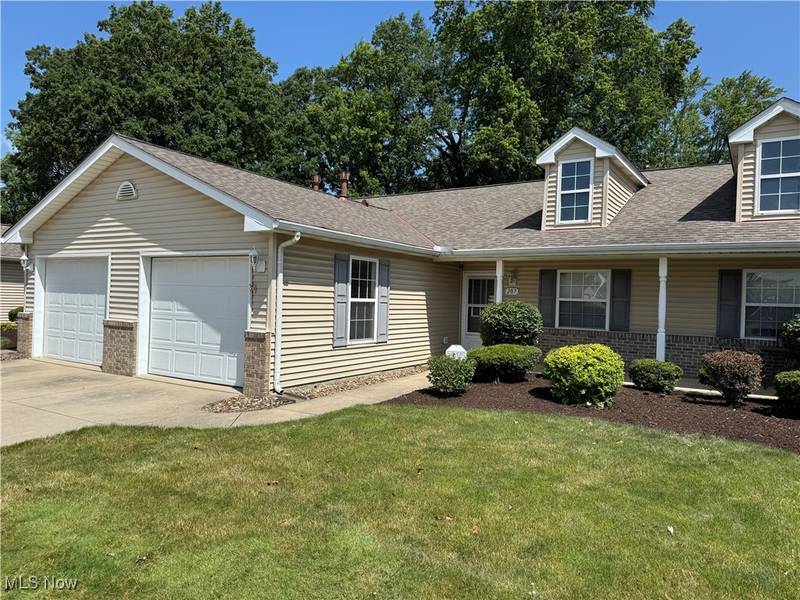 207 N Glen, Elyria, OH 44035