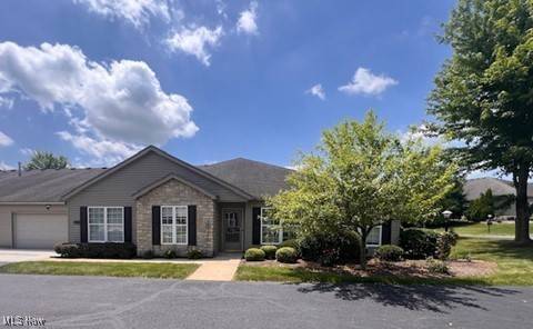 2132 University Commons DR SE, Massillon, OH 44646