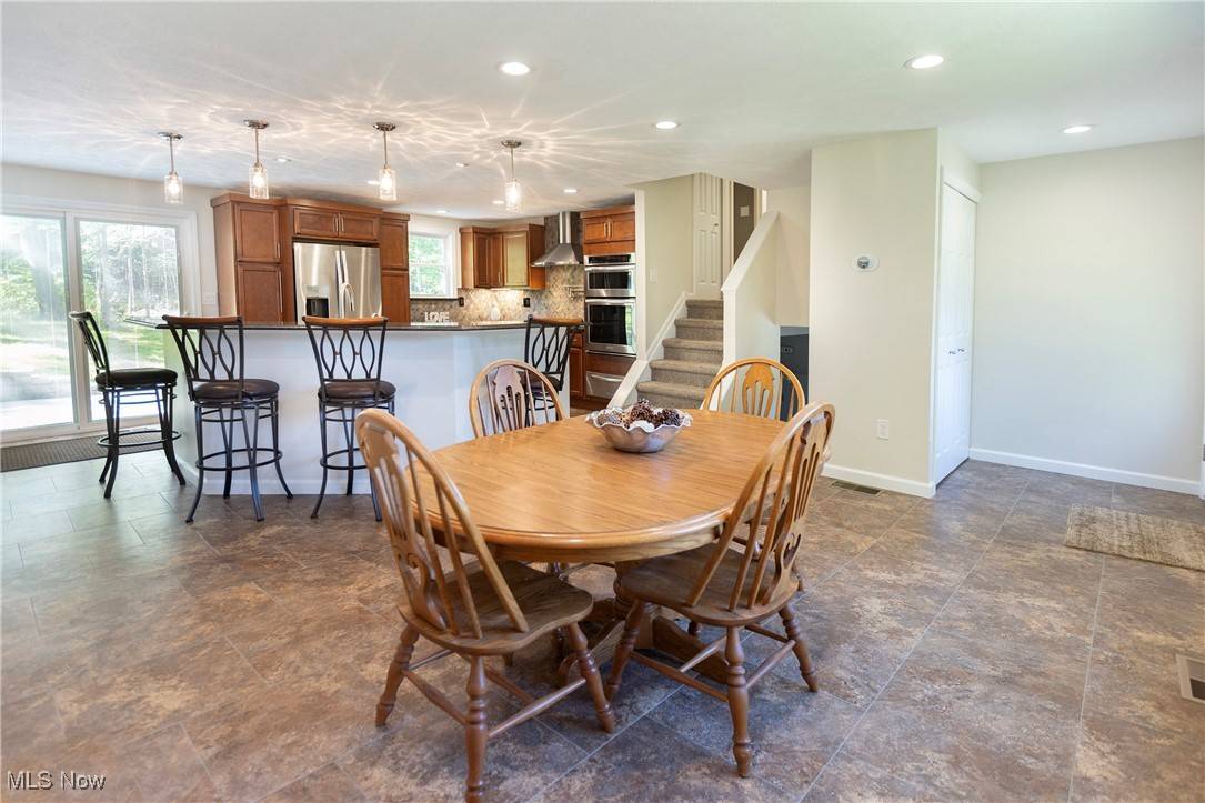 North Royalton, OH 44133,9461 Yorkview DR