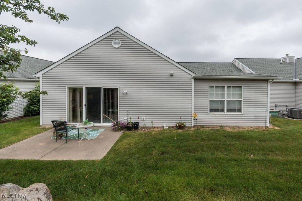 Parma, OH 44134,6655 Arbor WAY #8