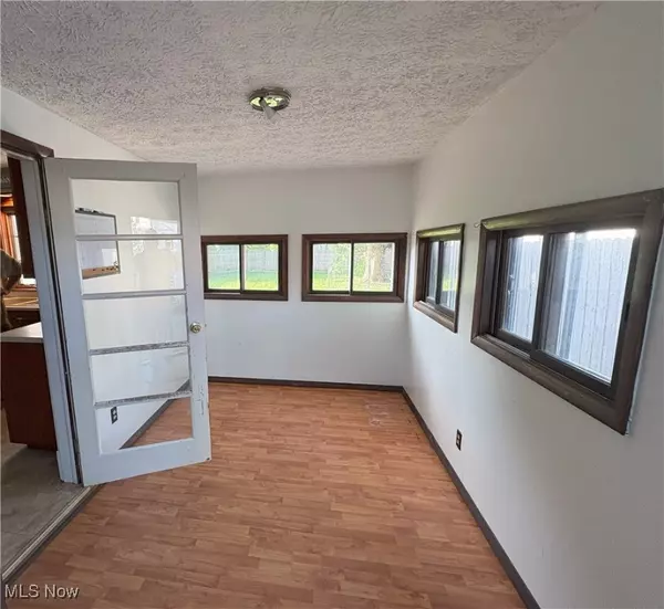 Alliance, OH 44601,9513 Edison ST NE