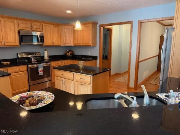 Parma Heights, OH 44130,6066 Wilderness LN