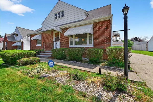 Maple Heights, OH 44137,5077 Catherine ST