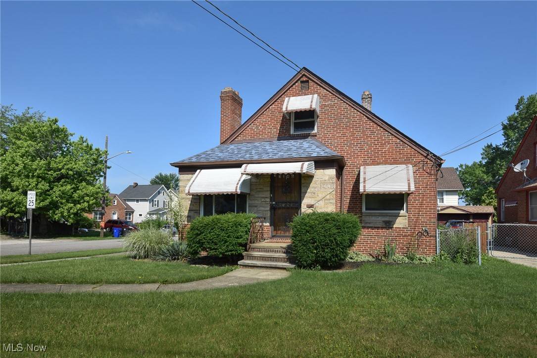 3146 Warren RD, Cleveland, OH 44111