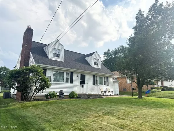 470 Geneva AVE, Struthers, OH 44471