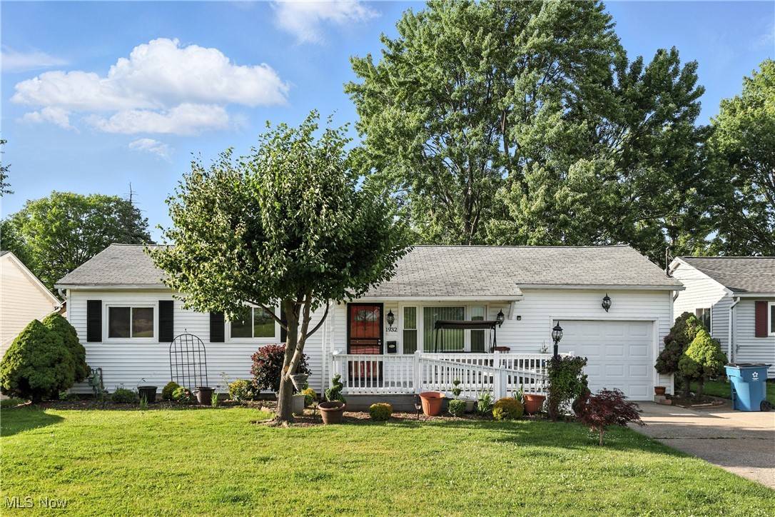 1932 Meister RD, Lorain, OH 44053