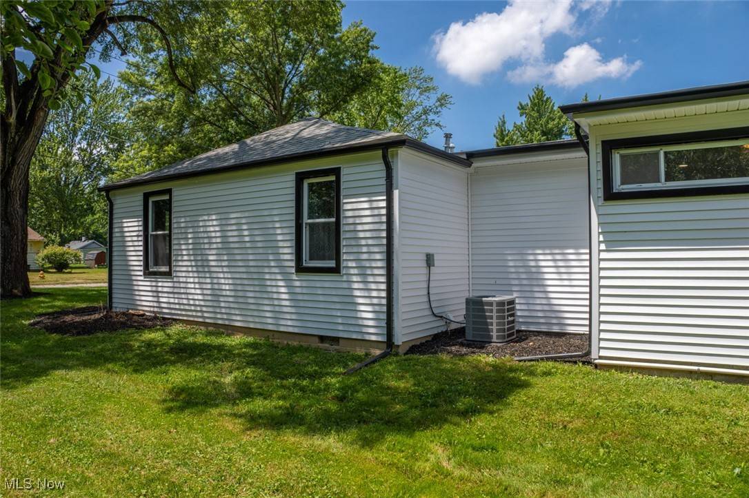 Oberlin, OH 44074,359 S Pleasant ST