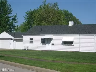 2494 E 39th, Lorain, OH 44055