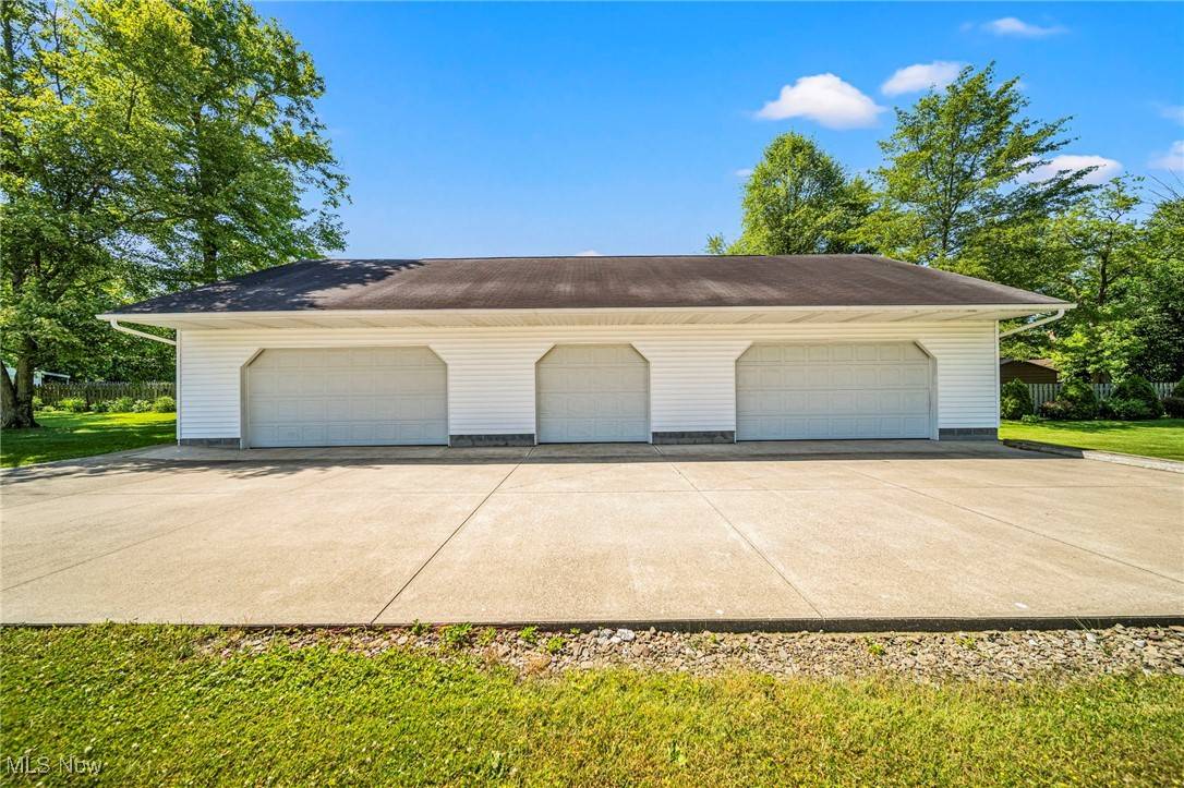 Ashtabula, OH 44004,1543 Cherry LN