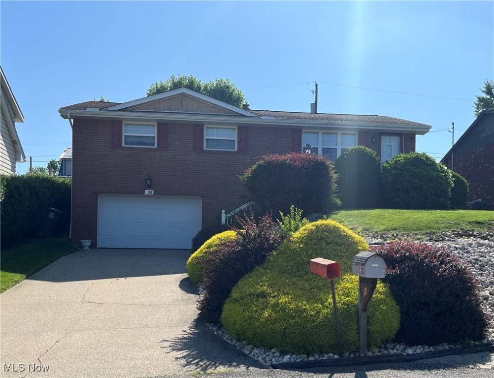 120 Brockton RD, Steubenville, OH 43953