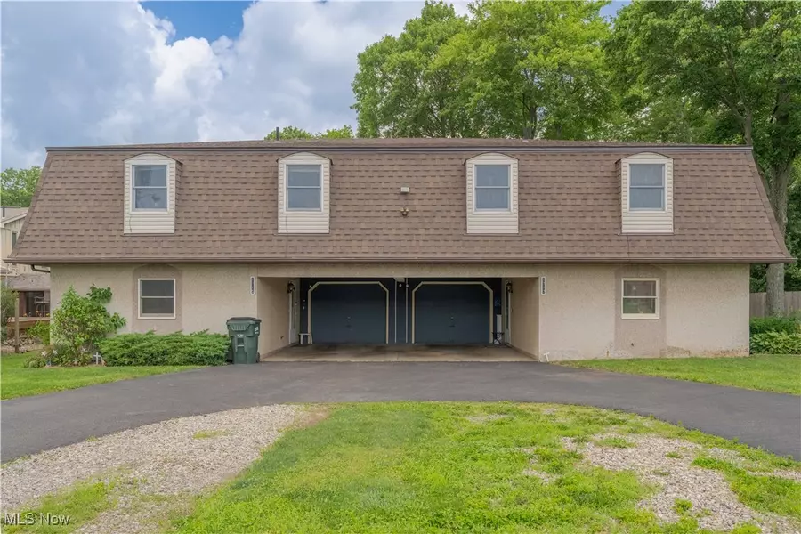 1715 High ST, Louisville, OH 44641