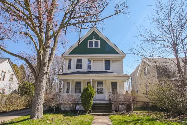 1725 Preyer AVE, Cleveland Heights, OH 44118
