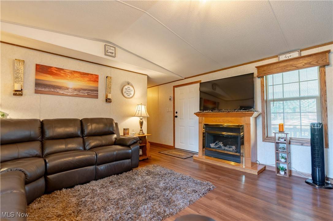 Canton, OH 44707,3222 6th ST SE