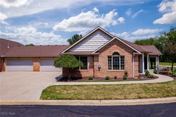 Hartville, OH 44632,1135 Saint Abigail ST SW