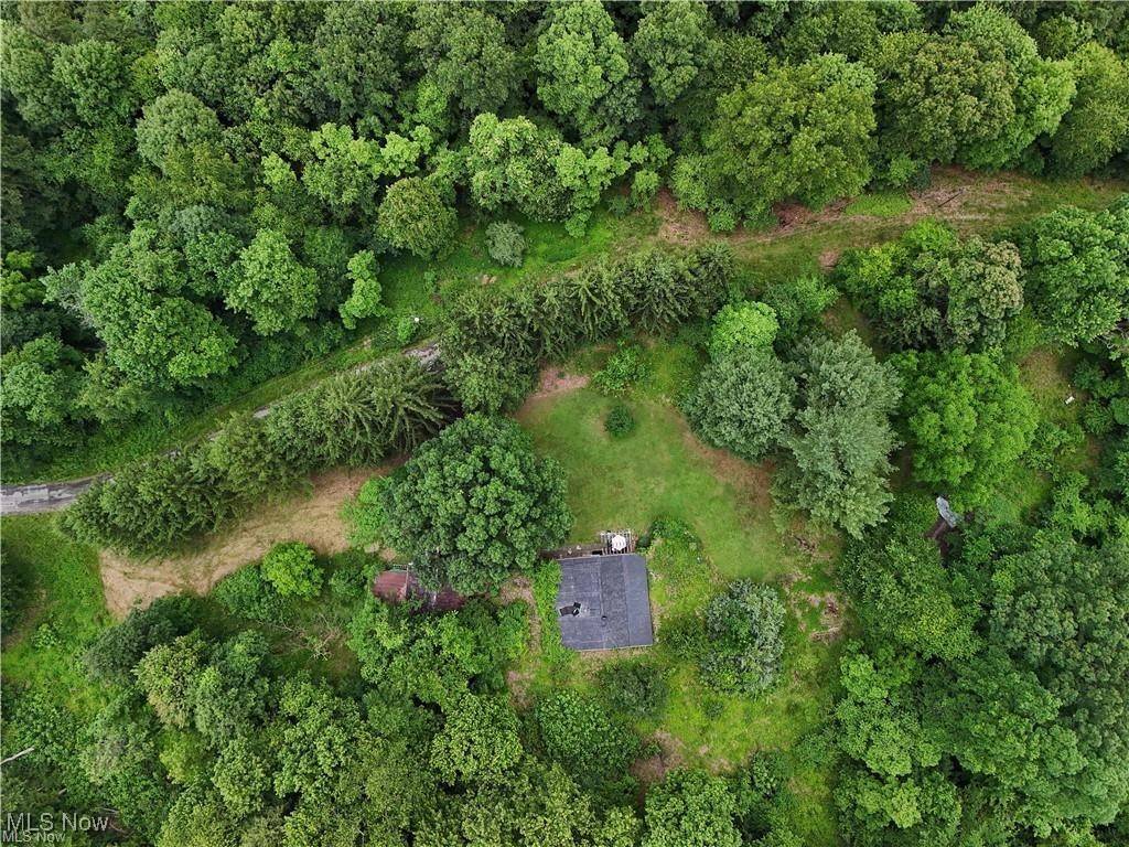 382 Bluestone DR, Weirton, WV 26062