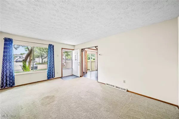 Willoughby, OH 44094,5523 Weston CT #88A