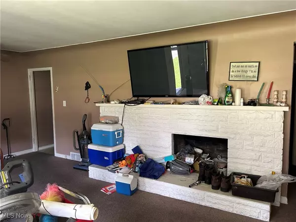 Youngstown, OH 44511,3917 Arden BLVD