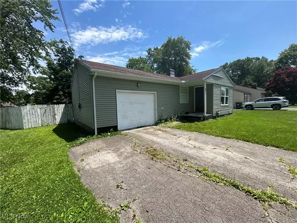 Youngstown, OH 44511,3917 Arden BLVD