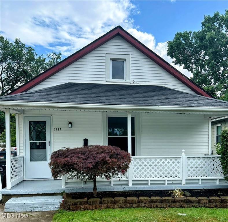 Cleveland, OH 44102,7427 Lawn AVE