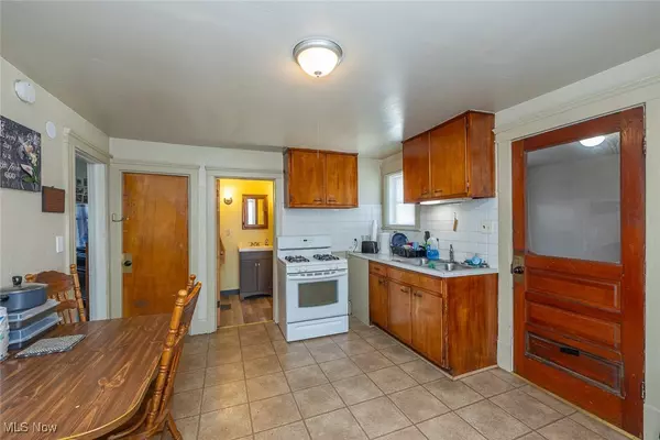 Elyria, OH 44035,409 Gulf RD
