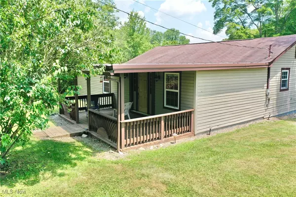 Big Bend, WV 26136,33 Knight LN