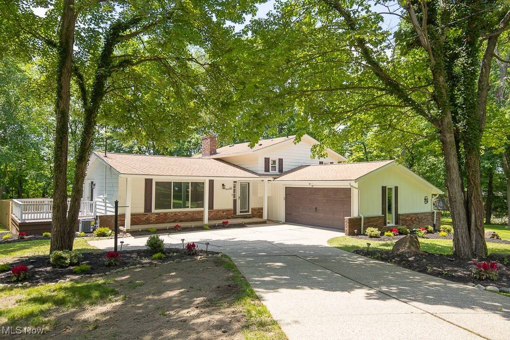 Tallmadge, OH 44278,343 Spring Grove DR