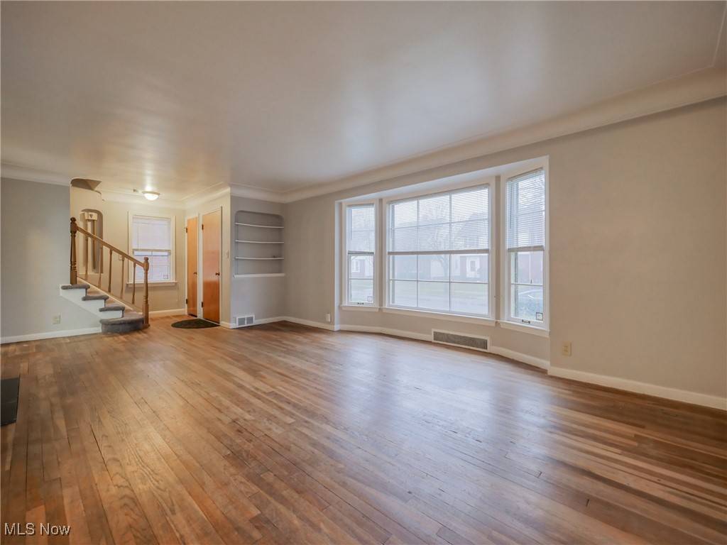 University Heights, OH 44118,4482 Baintree RD