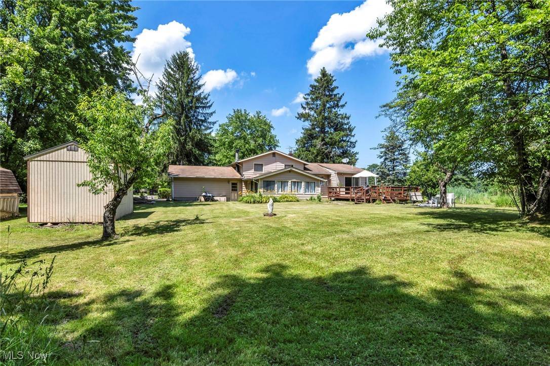 Aurora, OH 44202,566 Crackel RD