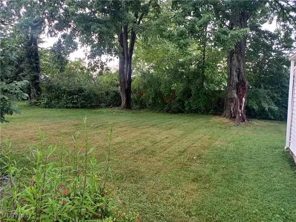 Canfield, OH 44406,130 Fairground BLVD