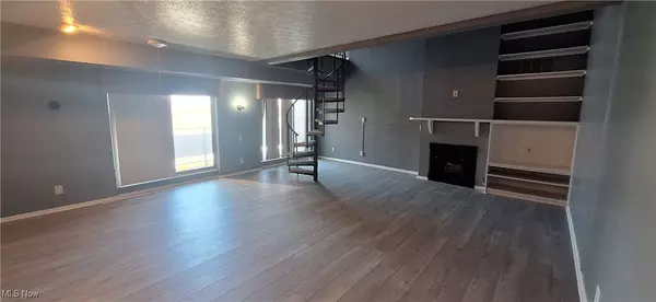 Lyndhurst, OH 44124,2202 Acacia Park DR #2605