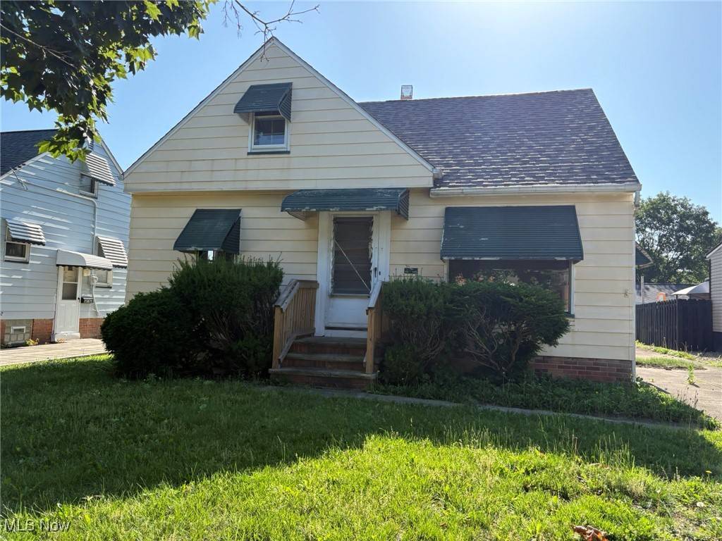 5085 W 6th ST, Brooklyn Heights, OH 44131