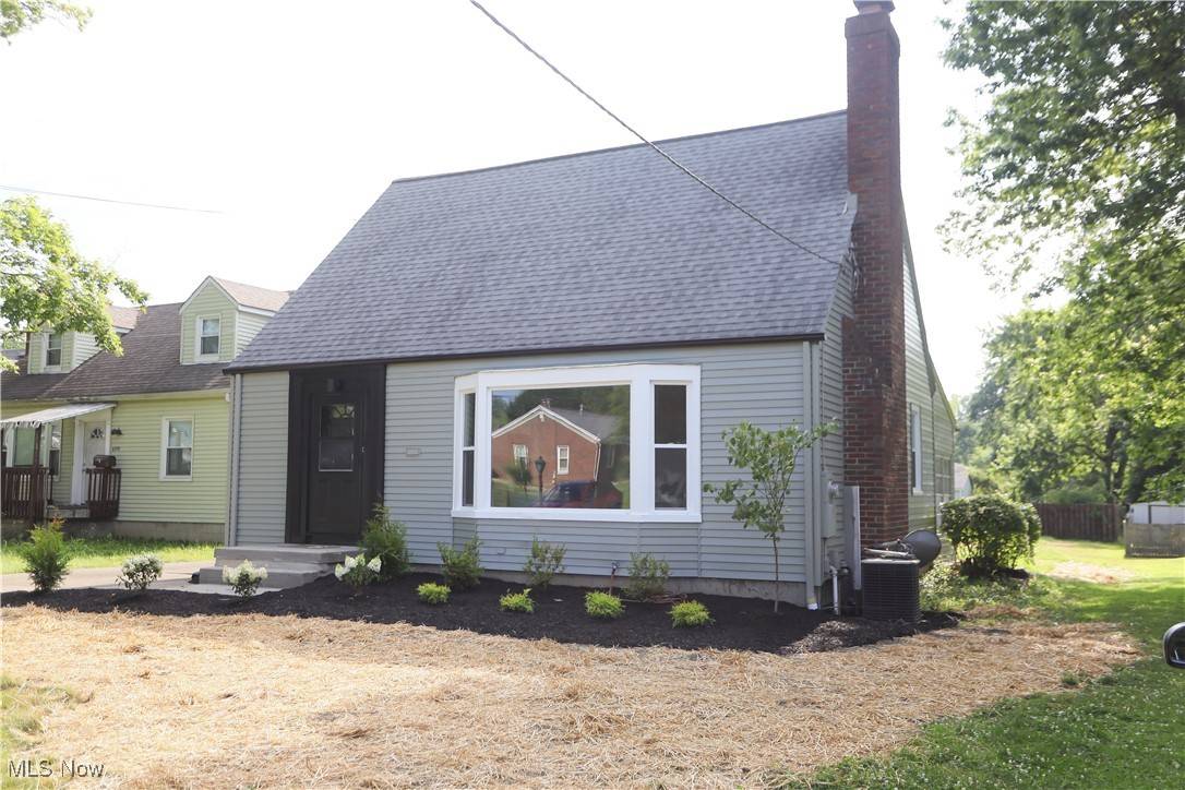 6715 Paxton RD, Boardman, OH 44512