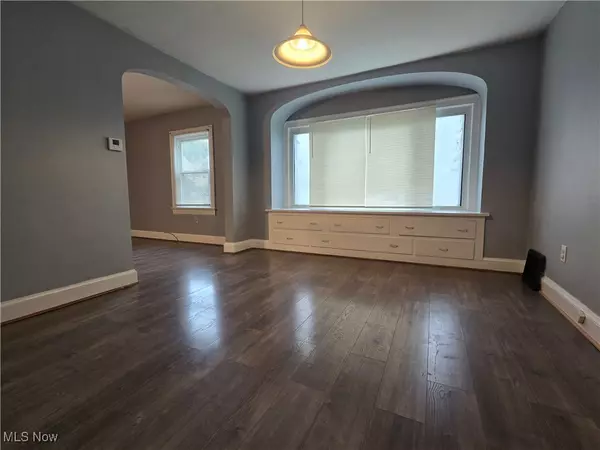 Akron, OH 44310,914 Dan ST