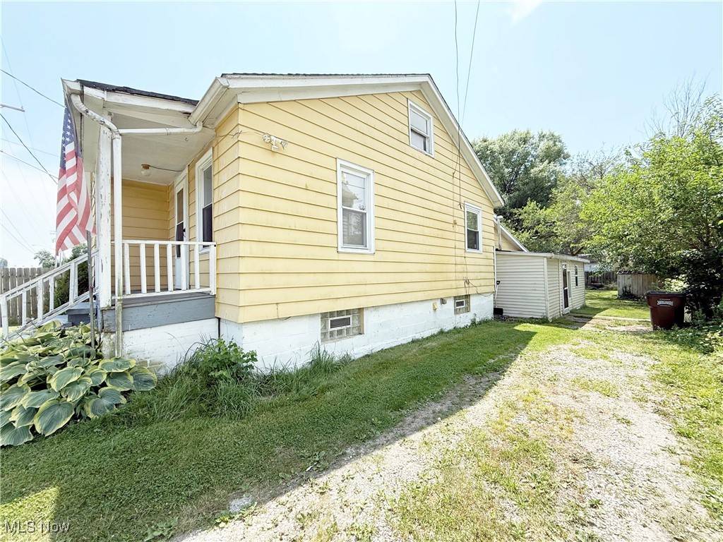 Lorain, OH 44055,5048 Grove AVE