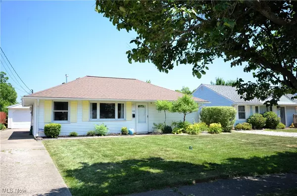 4113 Belle AVE, Sheffield Lake, OH 44054