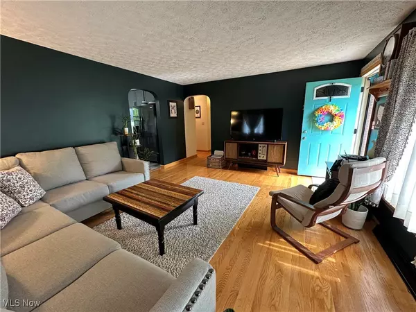 Orrville, OH 44667,126 S Crown Hill RD
