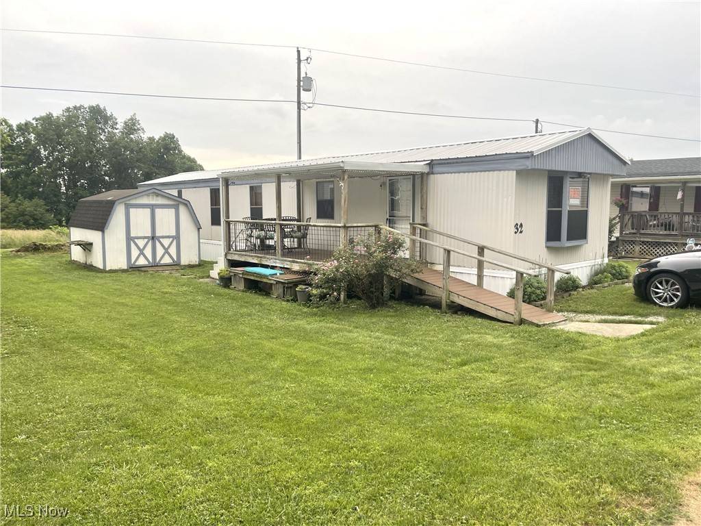 3250 Maysville PIKE #32, Zanesville, OH 43701