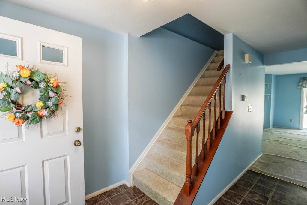 Stow, OH 44224,3888 Lake Run BLVD