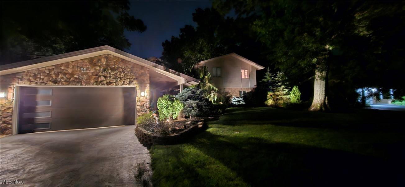 Beachwood, OH 44122,25453 Bryden RD