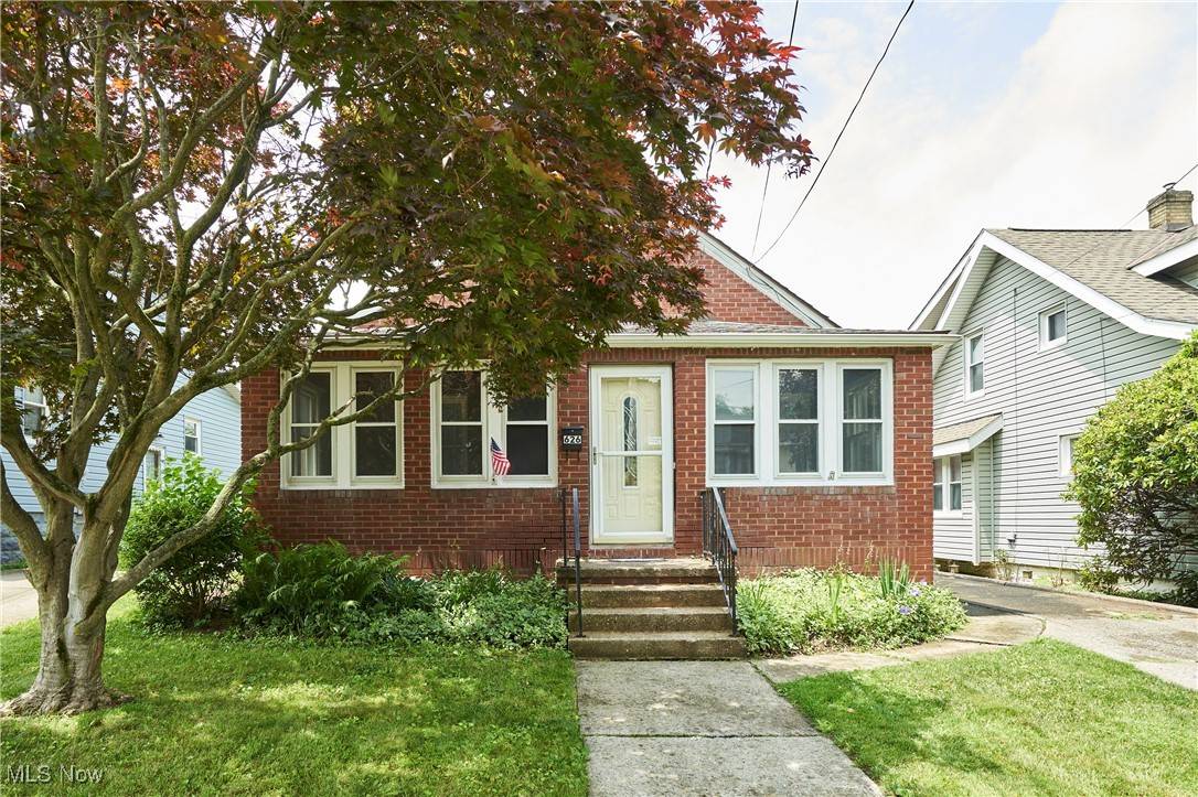 626 Orchard AVE, Barberton, OH 44203