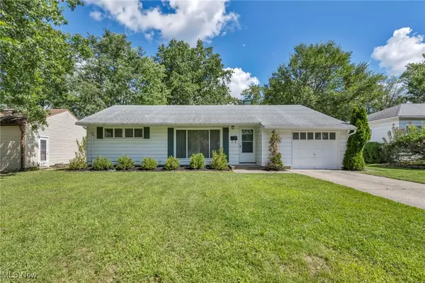 9736 Manorford DR, Parma Heights, OH 44130