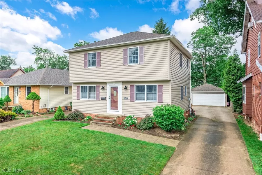 20557 Belvidere AVE, Fairview Park, OH 44126