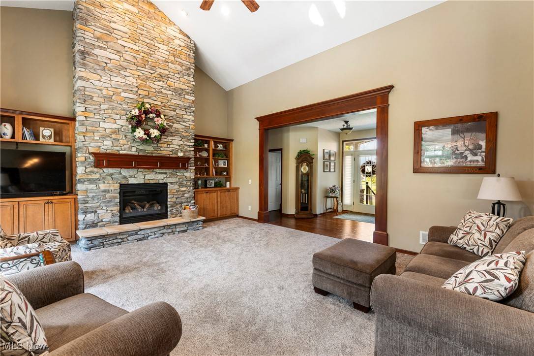 Massillon, OH 44646,7406 Rolling Green AVE NW