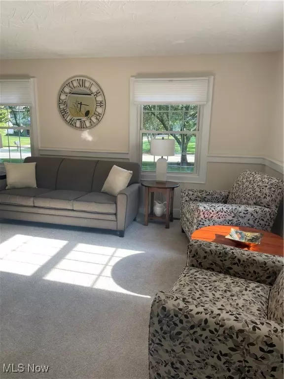Hudson, OH 44236,191 Sunset DR