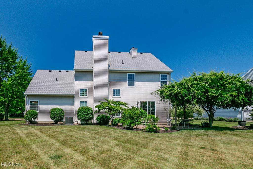 Avon Lake, OH 44012,415 Cascade CT