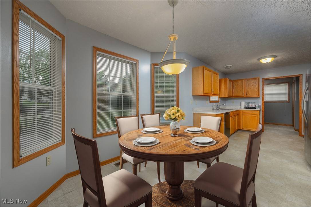 Canal Fulton, OH 44614,613 Ericsson DR
