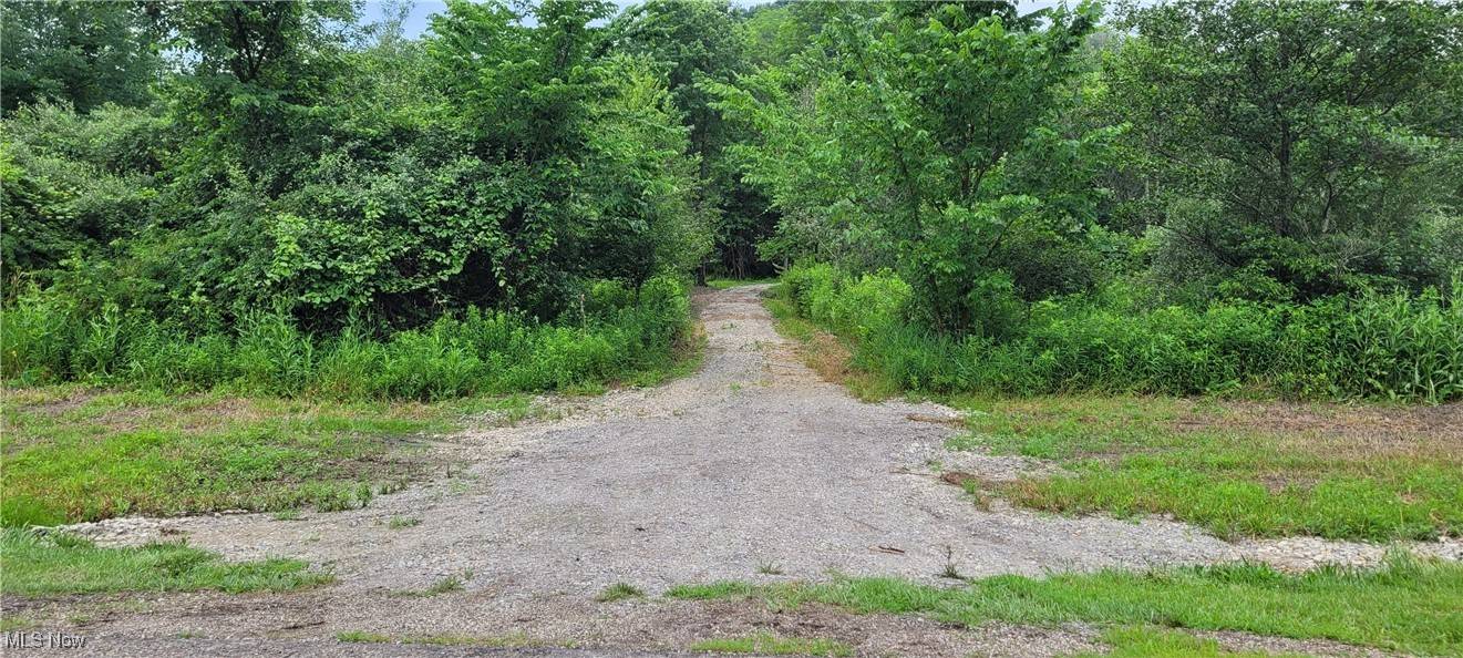 New Philadelphia, OH 44663,Tall Timber RD