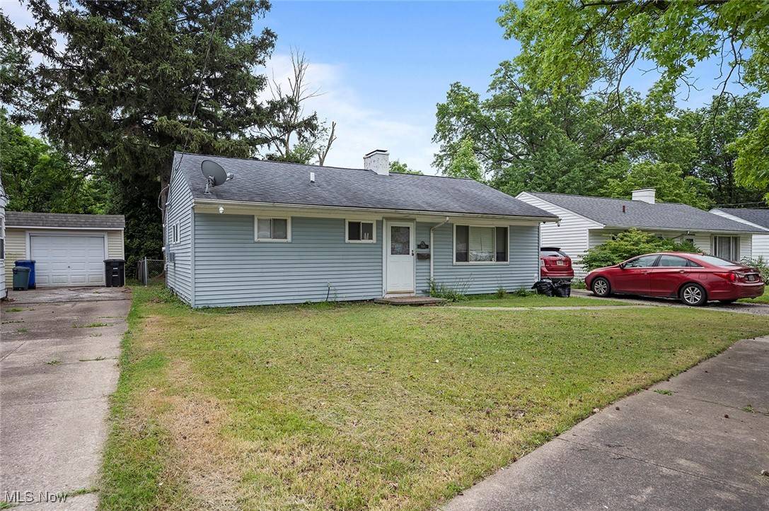 1996 Rookwood RD, Cleveland, OH 44112