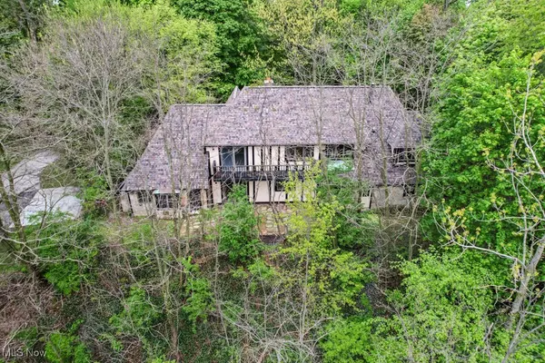 Willoughby, OH 44094,38038 Ridge RD