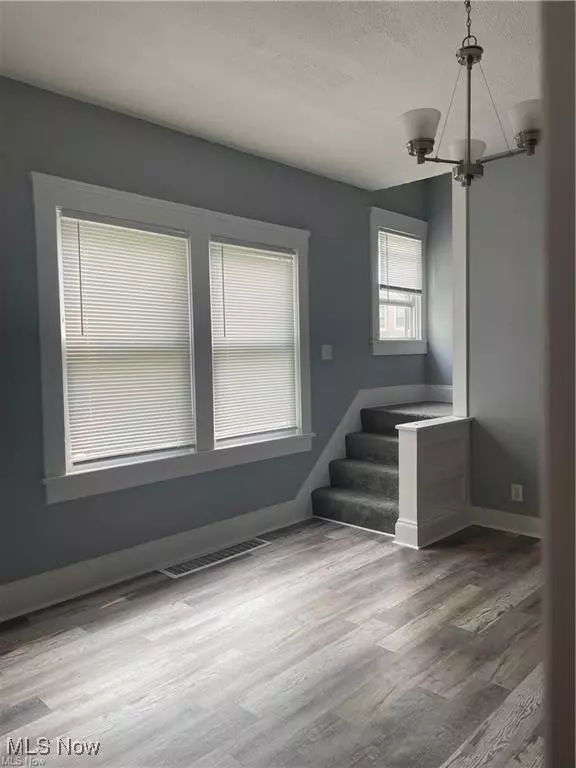 Cleveland, OH 44109,4214 W 24th ST